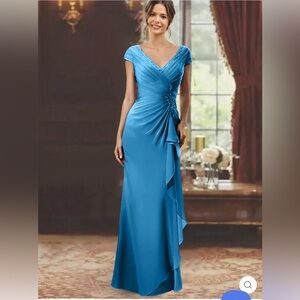 Gown Ocean Blue. Chiffon, Sheath/Column, V Neck. New with tags.